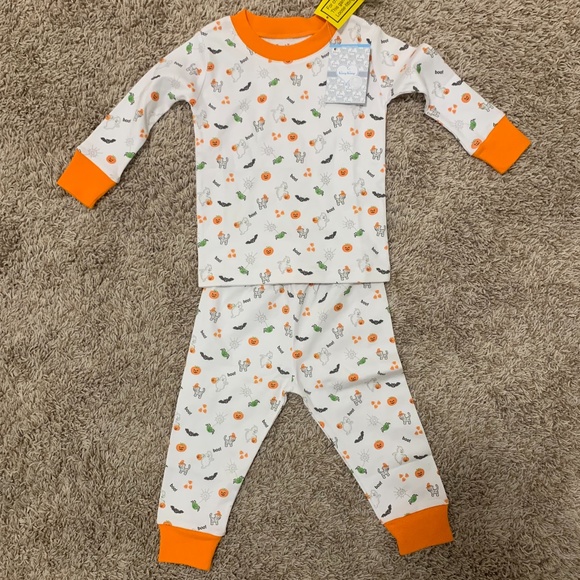 kissy kissy halloween pajamas